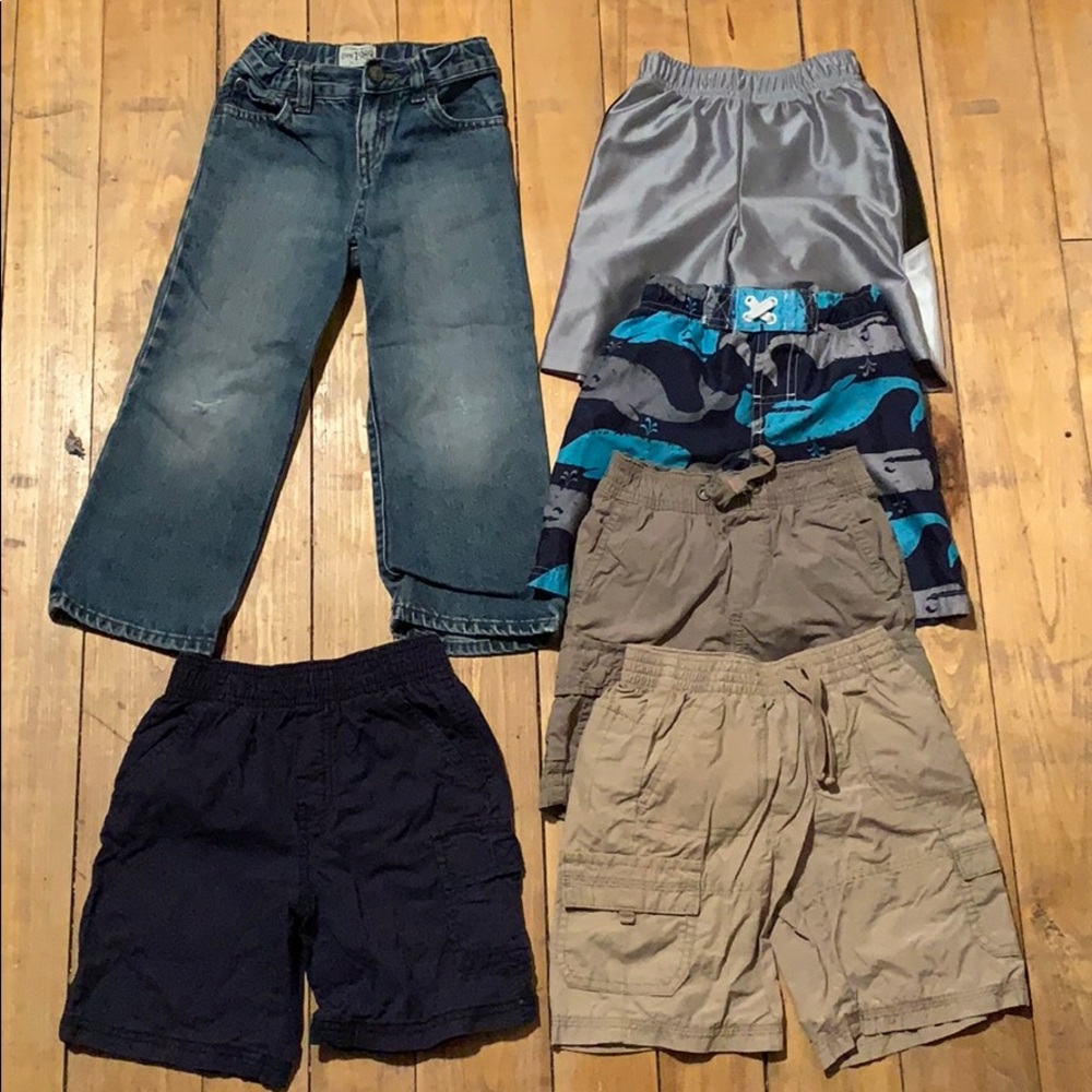 One pairs of jeans and 5 pairs of shorts